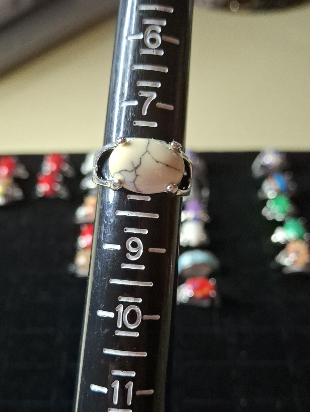 White Oval Stone Ring in Silver Tone Setting Sz 8 New